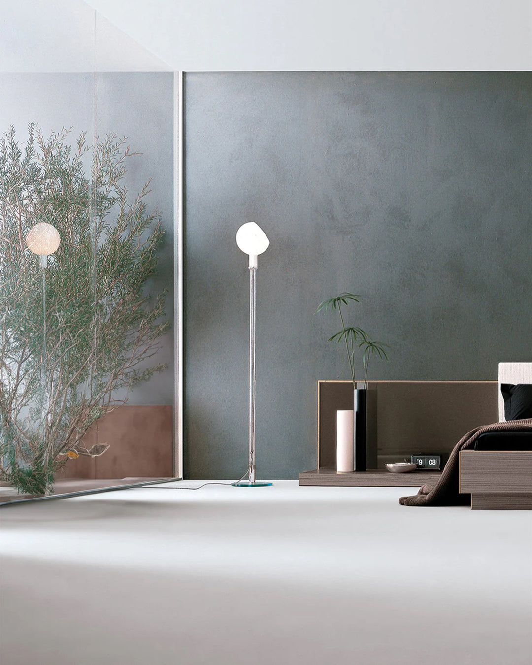 Parola Floor Lamp by Gae Aulenti & Piero Castiglioni for FontanaArte